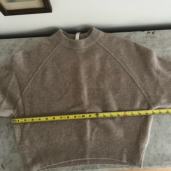 Aritzia Cashmere Sweater - The Group Babaton - Picture 7 of 9